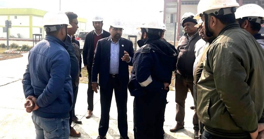 Dr SP Mohanty MD reviews operations at Barauni Plant
