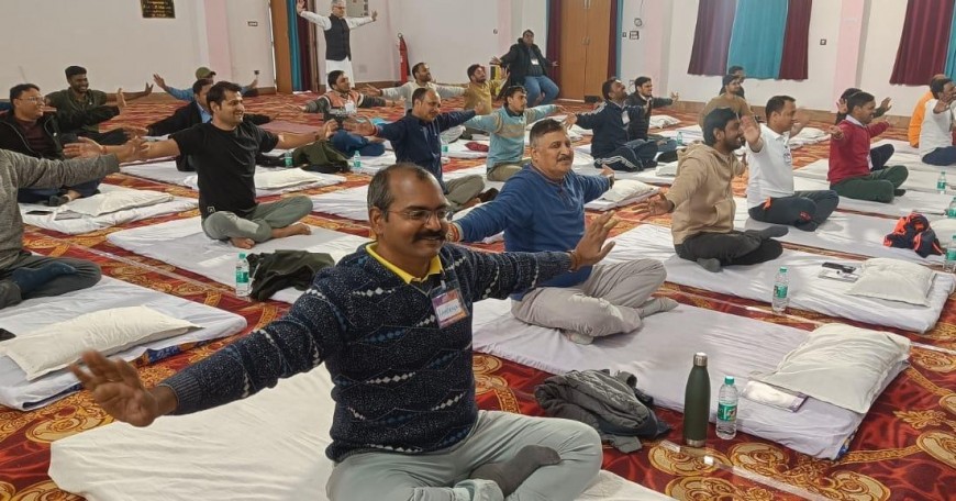Art of Living programme at HURL Sindri
